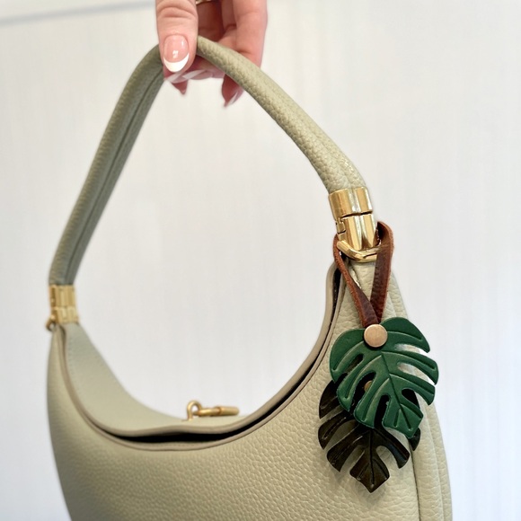NEW, Monstera Leaf Bag Charm - Picture 6 of 6